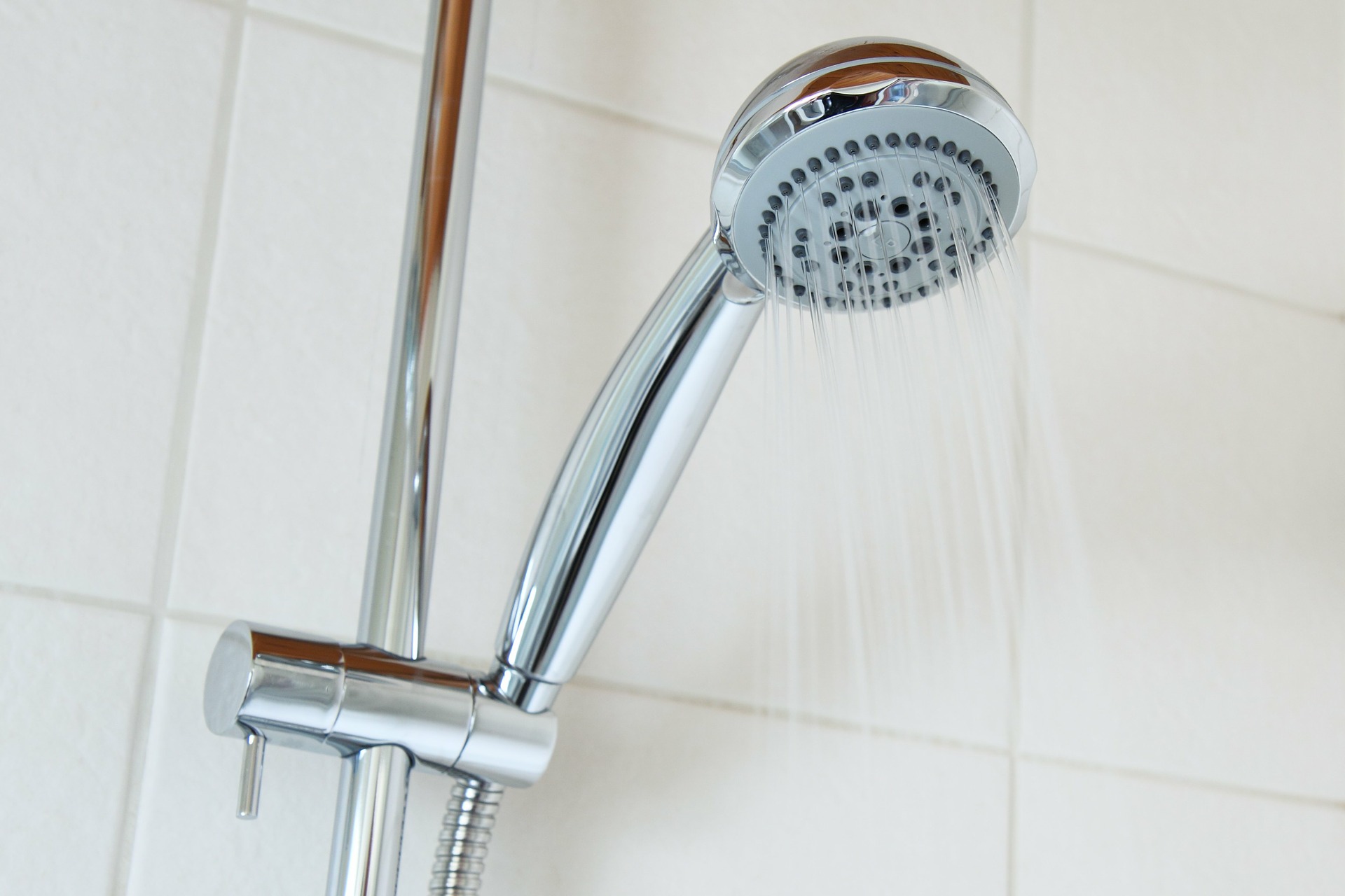WaterSense-Labeled Low-Flow Shower Head
